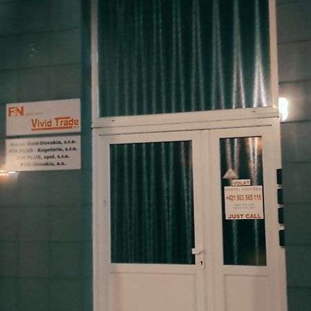 ז'ילינה Hostel Fontana מראה חיצוני תמונה